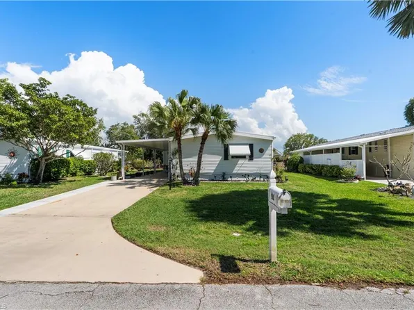 58 Le Mans DR, NAPLES, FL 34112