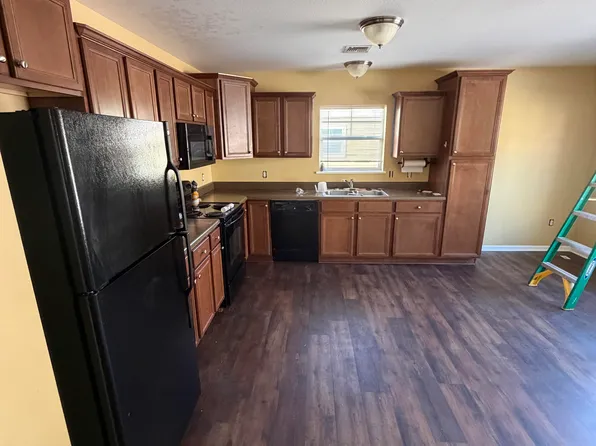 307 E Excelsior St, Excelsior Springs, MO 64024