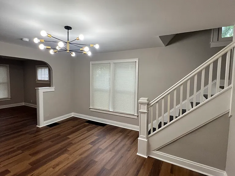 486 & 488 Southwood Ave #486 — Photo 7
