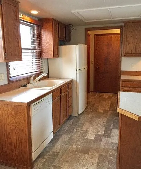 1403 E Symphony Ct — Photo 3