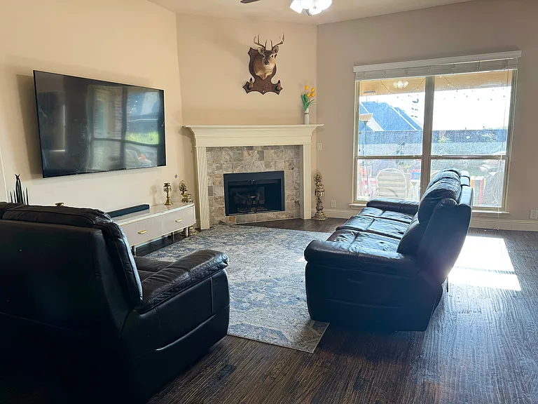 1507 Eminence Ln — Photo 10