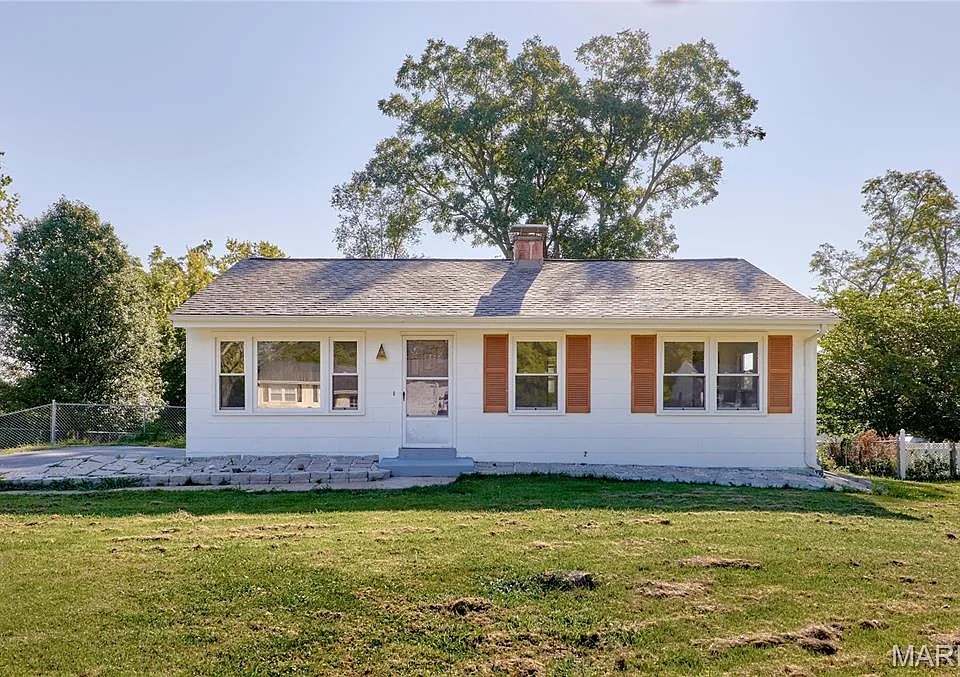228 Newton Pl