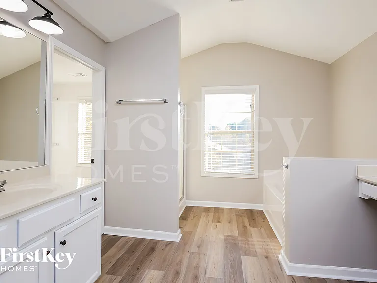 3192 Sag Harbor Ln — Photo 14