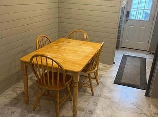 28817 Groveland St, Madison Heights, MI 48071