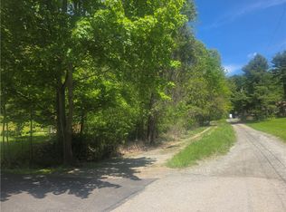 Harrold St, Jeannette, PA 15644