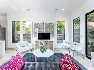 2402 S 3rd St #2, Austin, TX 78704