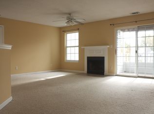 15 Forest Glen Cir #13, Middletown, CT 06457
