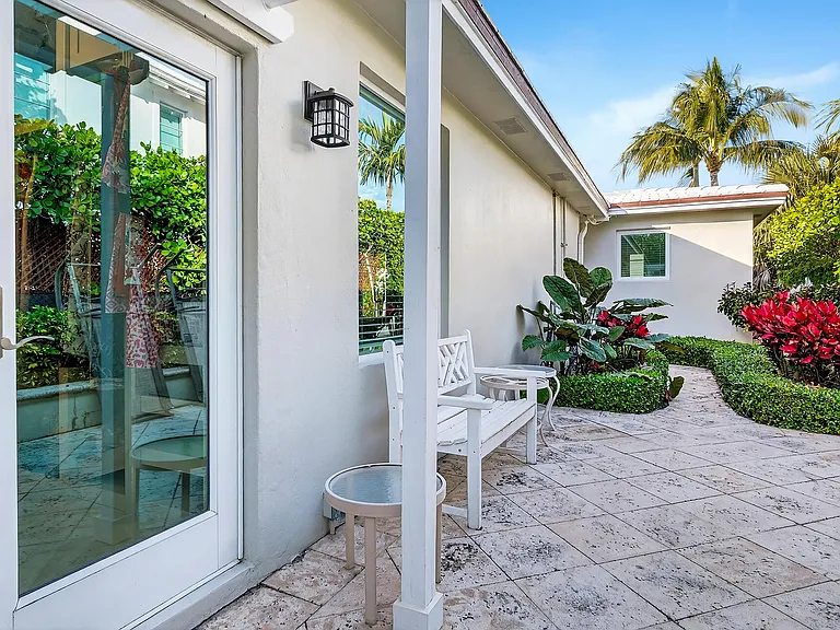 107 E Inlet Dr — Photo 32