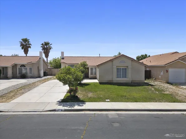 3518 San Jacinto Ave, Rosamond, CA 93560
