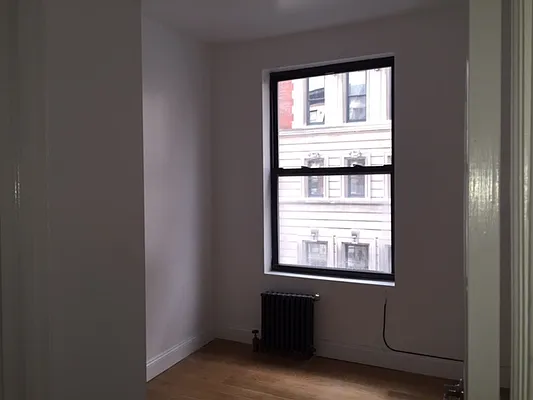 Rented by NYC Holdings Management | media 39