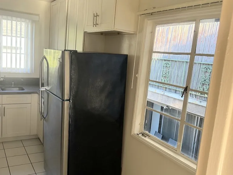 328 N Louise St #106 — Photo 6