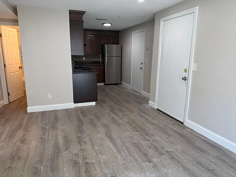 Pondsview Apartments — Photo 84