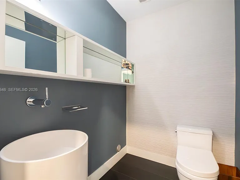 40 S Prospect Dr — Photo 11