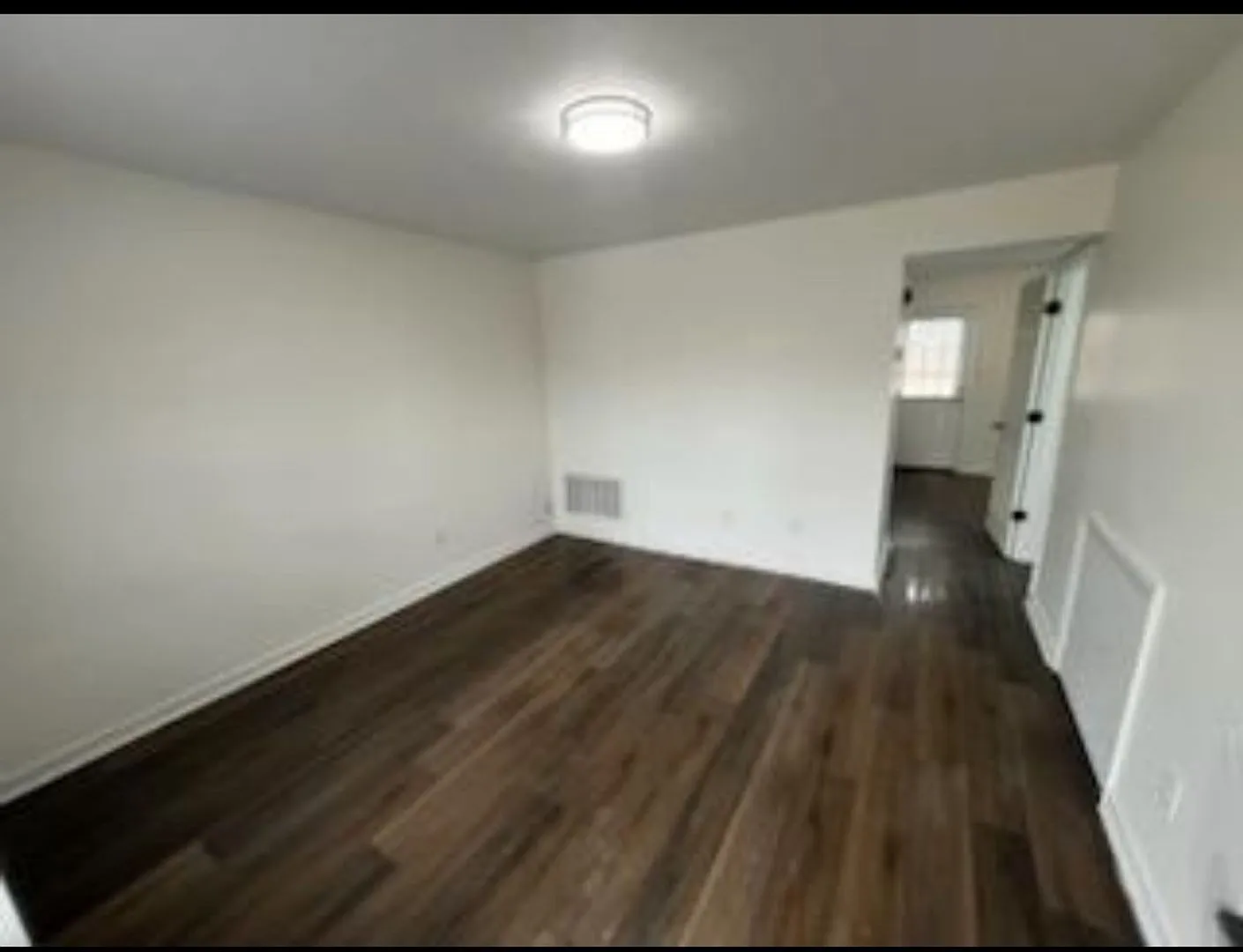 Recently upgraded 2 Bedroom apartment in Glasgow — Photo 3