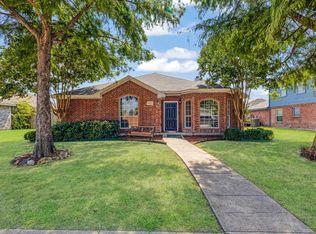 6917 Fairfield Dr, Rowlett, TX 75089