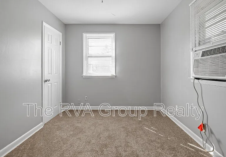 1528 Lincoln St — Photo 24