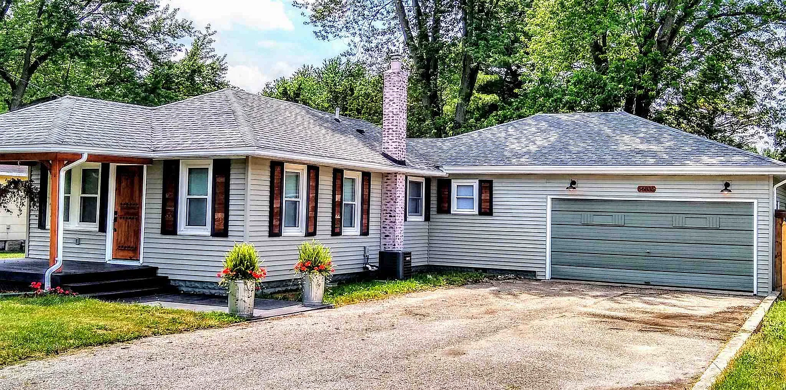 56835 Ash Rd photo 1