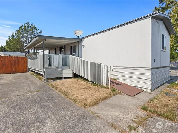 700 NW Crosby Avenue #36, Oak Harbor, WA 98277
