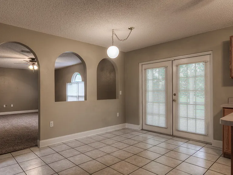 4231 Stonefield Dr — Photo 6