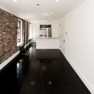 3rd image of 133 E 4th St #6220