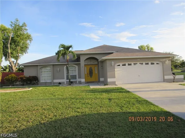 120 SE 27th Ter, Cape Coral, FL 33904