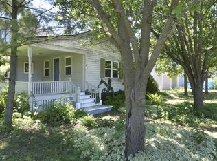 640 Cumnor Ave, Barrington, IL 60010