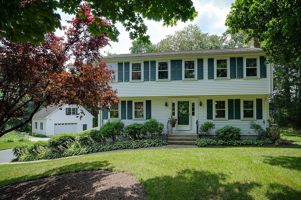 7 Pine Hill Dr, Walpole, MA 02081 Zillow