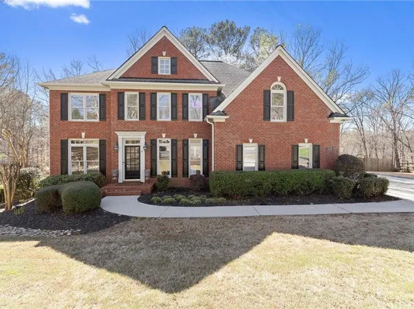 4140 River Bluff Run Way, Suwanee, GA 30024