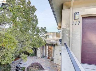 117 Diablo Dr, Oakland, CA 94611
