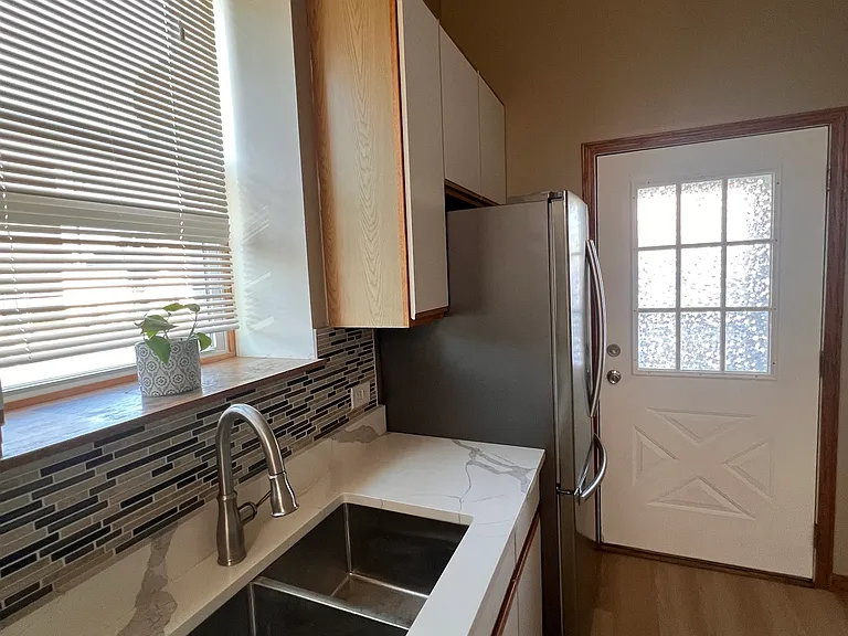 3116 S Canal St #1 — Photo 36