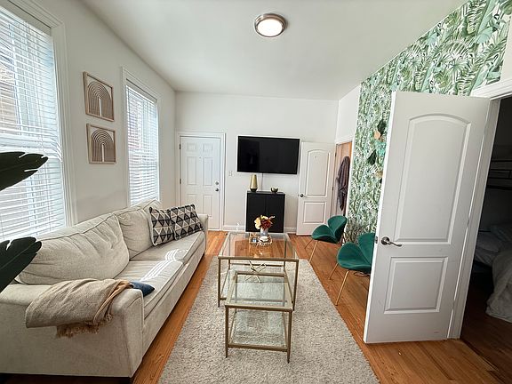 2nd image of 1443 N Campbell Ave APT 1R