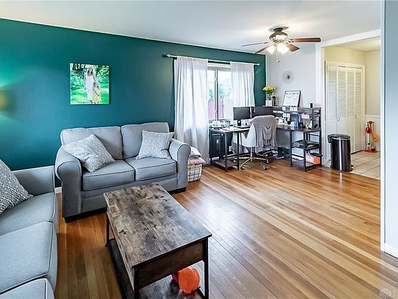 5th image of 1532 Lytton Pl