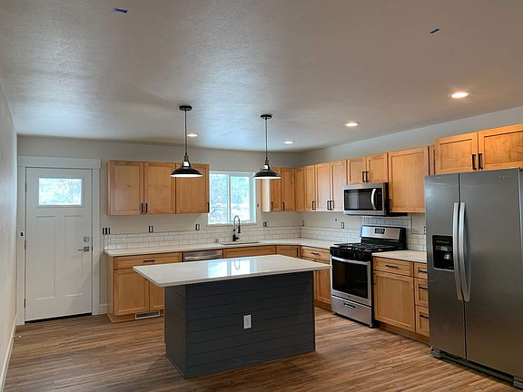 2nd image of 4519 N Keller Ln