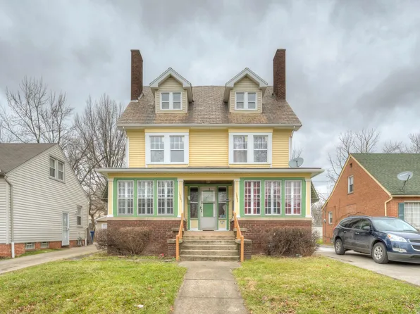 13091 Cedar Rd, Cleveland Heights, OH 44118