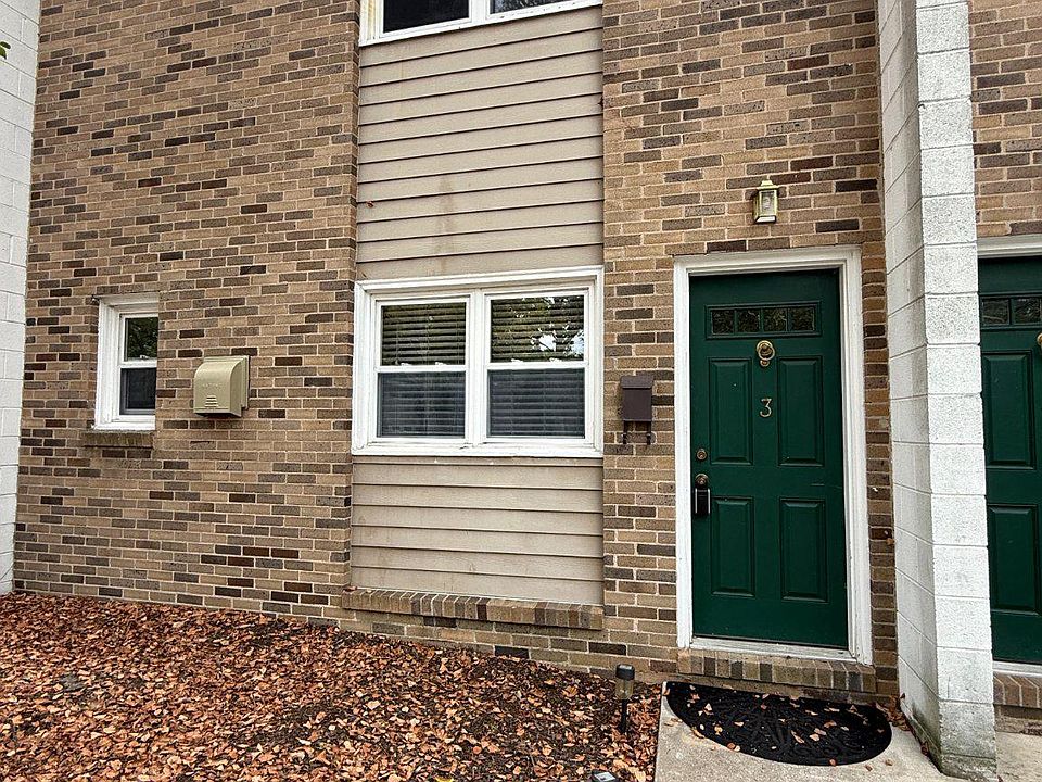 1st image of 24-30 George St APT 3