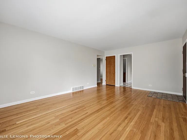 635 S Main St #1 — Photo 3