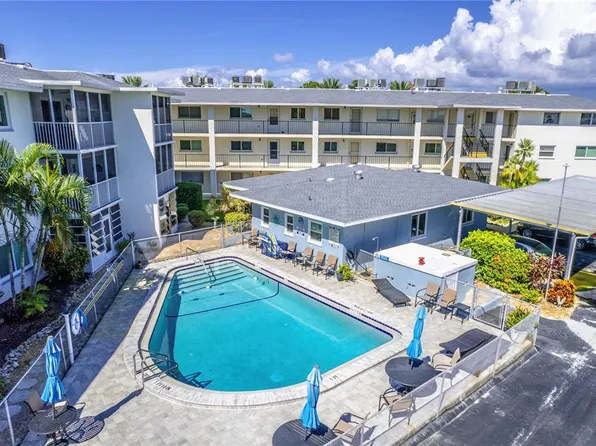 708 Tamiami Trl S APT 319, Venice, FL 34285