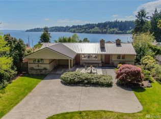 10269 NE Beach Crest Dr, Bainbridge Island, WA 98110