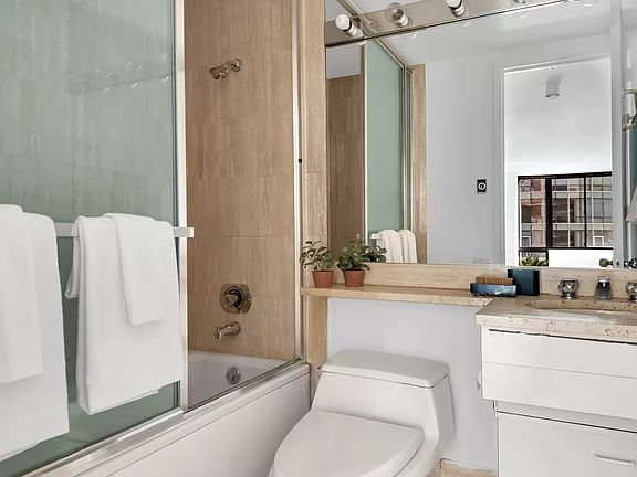 5th image of 255 E 49th St #9D