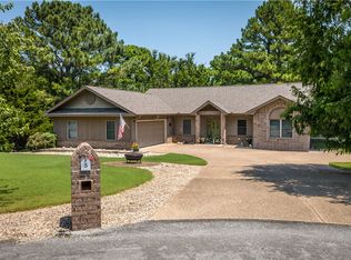 5 Barra Ln, Bella Vista, AR 72715
