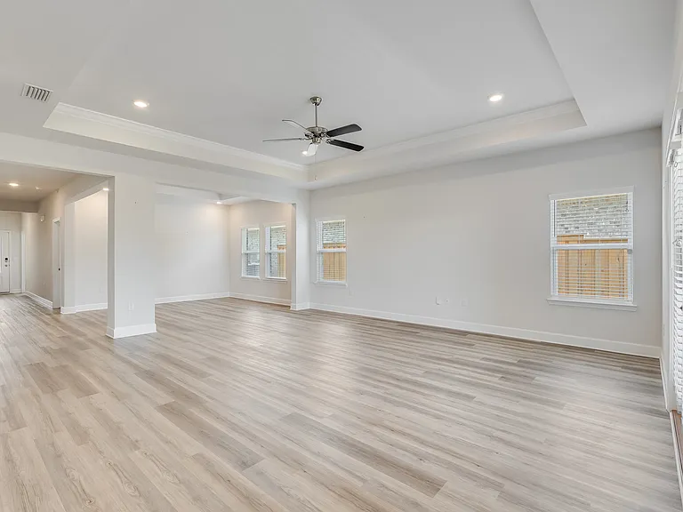 30520 Willie Dr — Photo 9