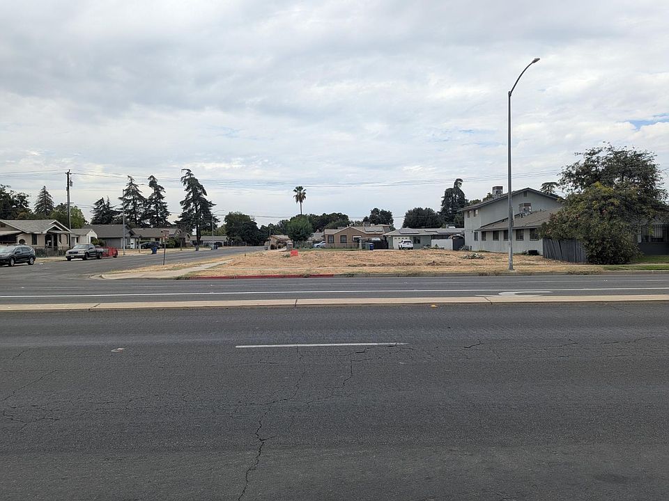 1st image of 307 Fresno St