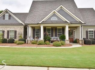 2005 Avalon Dr, Bogart, GA 30622