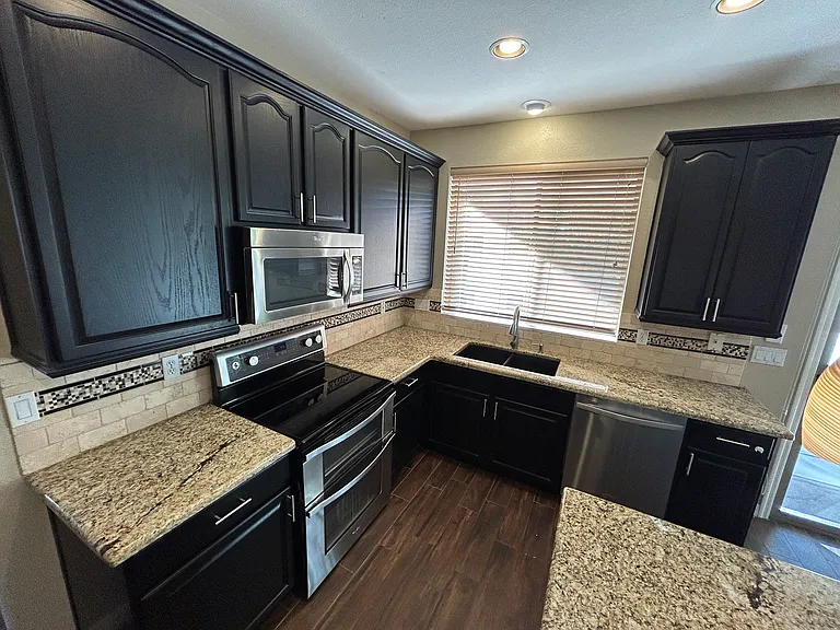 5163 W Village Dr — Photo 13