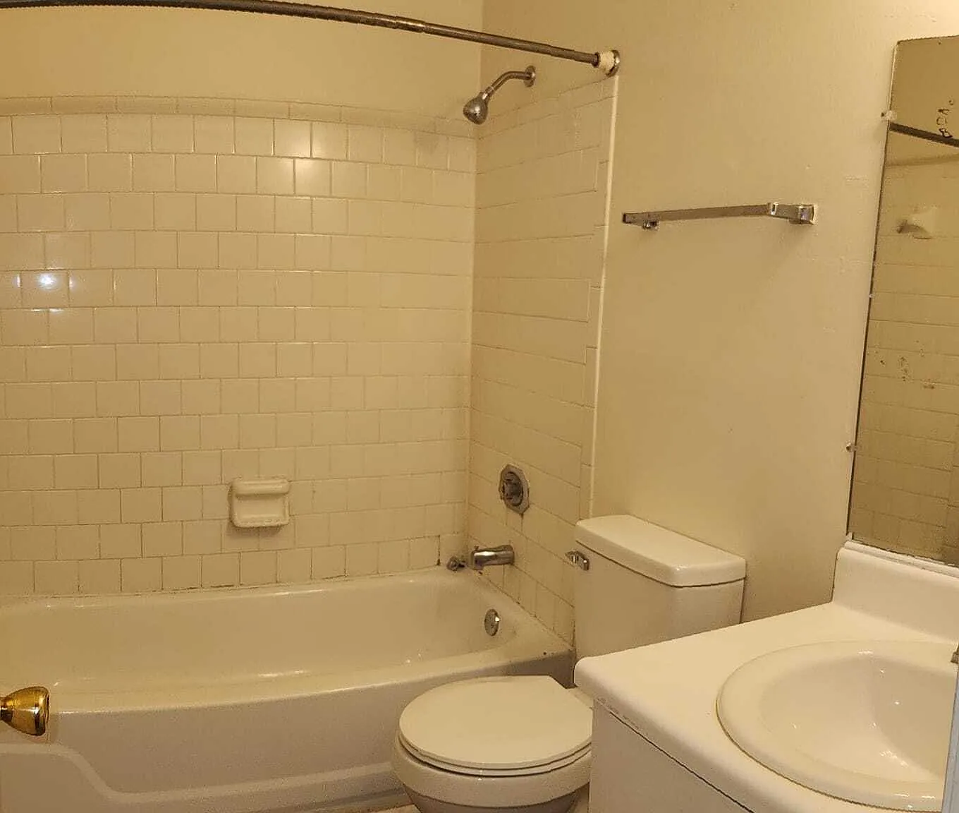 138 Pointe South Drive - C — Photo 4