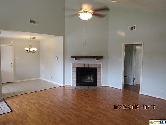 5th image of 227 Blanket Dr