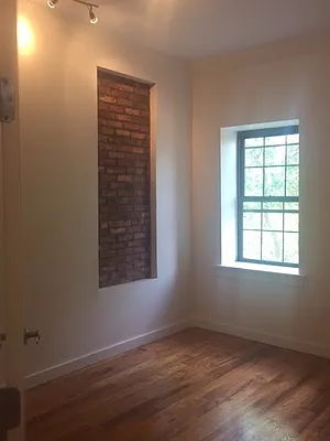 Rented by Bedford Brownstone Realty | media 29