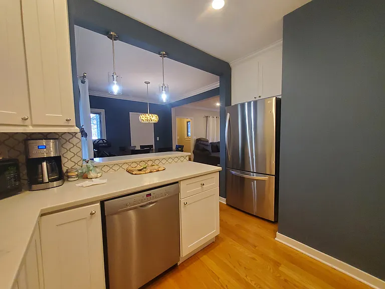 1156 Hope St #1 — Photo 3