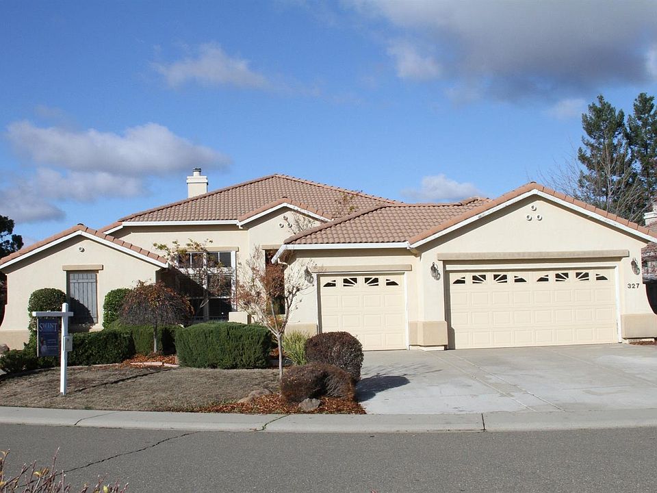 1st image of 327 Camellia Ct