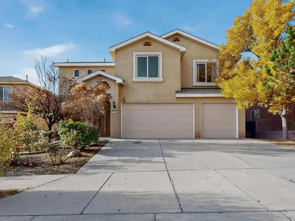 951 Carnival Ct NW, Los Lunas, NM 87031